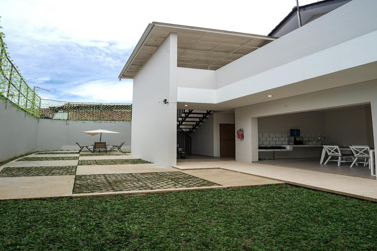 Oyo 367 Ridha Residence Bandung Exteriör bild